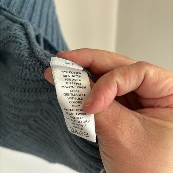 H by Halson Women’s chunky cardigan open sweater dusty blue size Largr EUC! - Picture 6 of 9